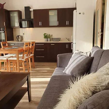 Mieszkanie Z Ogrodem I Parkingiem - Gdansk Poludnie Apartment *